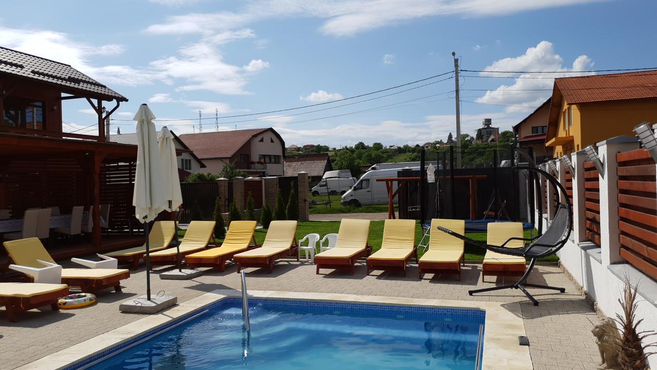 Casa David Turda Hotel Bagian luar foto